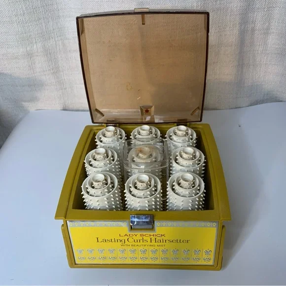 Vintage Lady Schick hot
Rollers. - Picture 2 of 10
